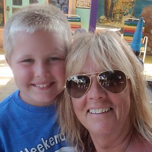 Meet your Posher, Debra